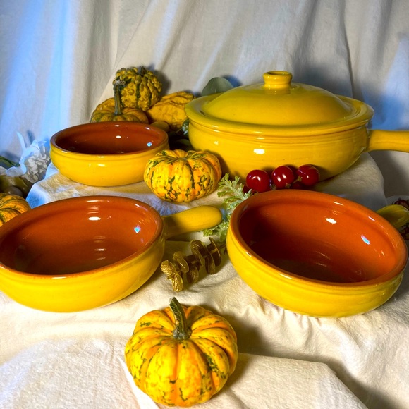 Albisola 14 & 22 Italy Beautiful Yellow terracotta Cookware - Picture 1 of 16